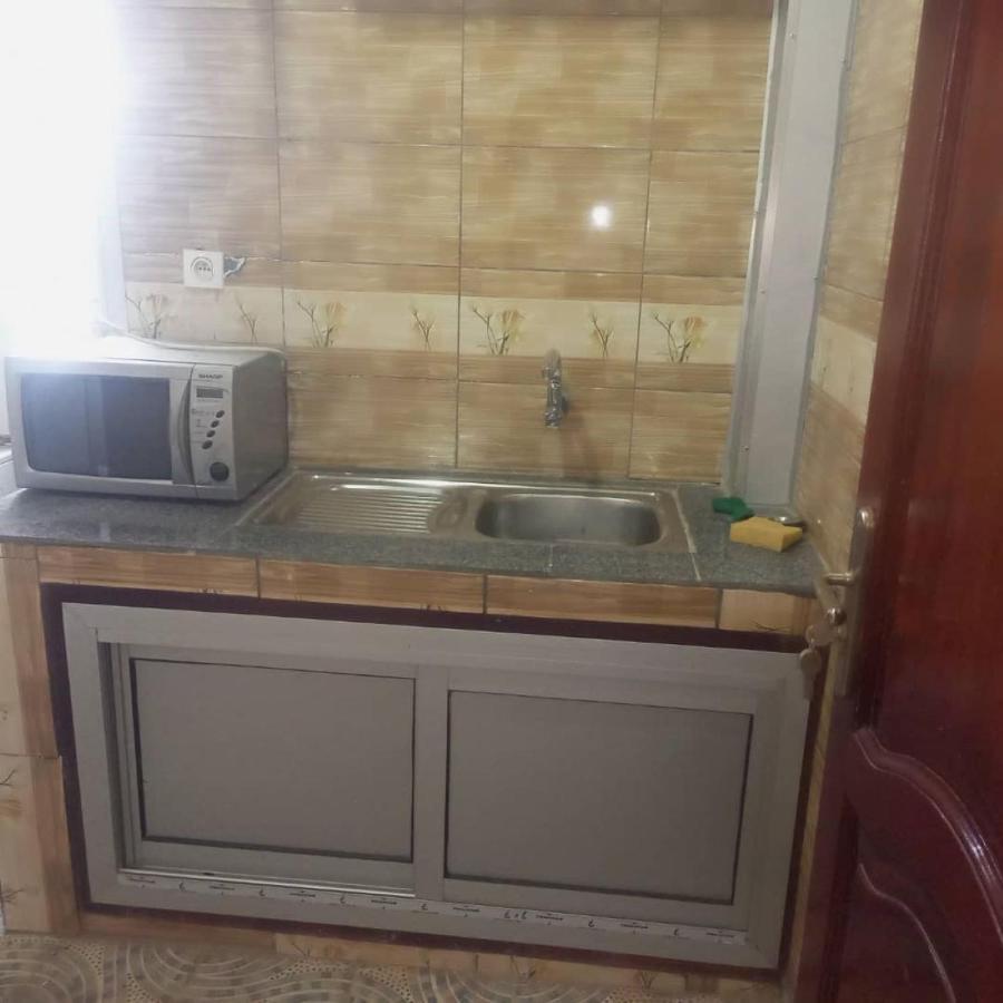 Residence 2K Studio Meuble-Chapelle Symbock-Gardien-Wifi-Location Vehicule Yaoundé Extérieur photo